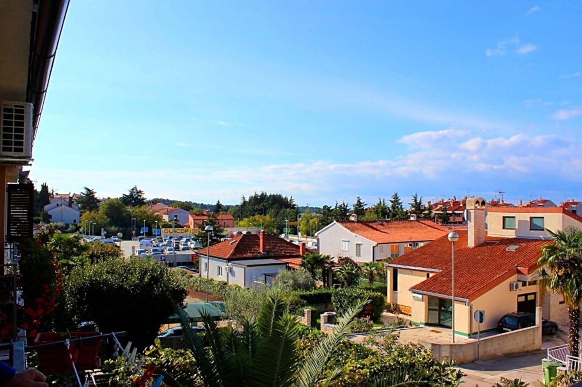 Apartamento Emi Poreč Exterior foto